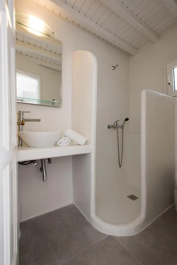 Lirous Studios Mykonos Town 0*,